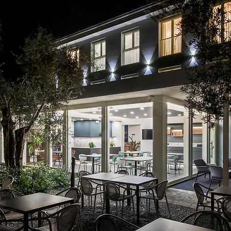 Reflection Boutique Hotels توسكولانو ماديرنو المظهر الخارجي الصورة