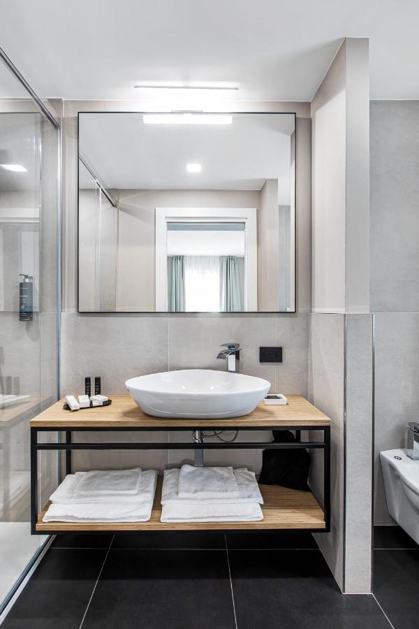 Reflection Boutique Hotels توسكولانو ماديرنو المظهر الخارجي الصورة